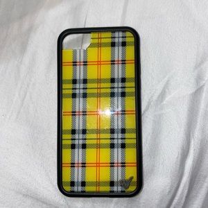 iPhone 6/7/8 Plaid Wildflower cases